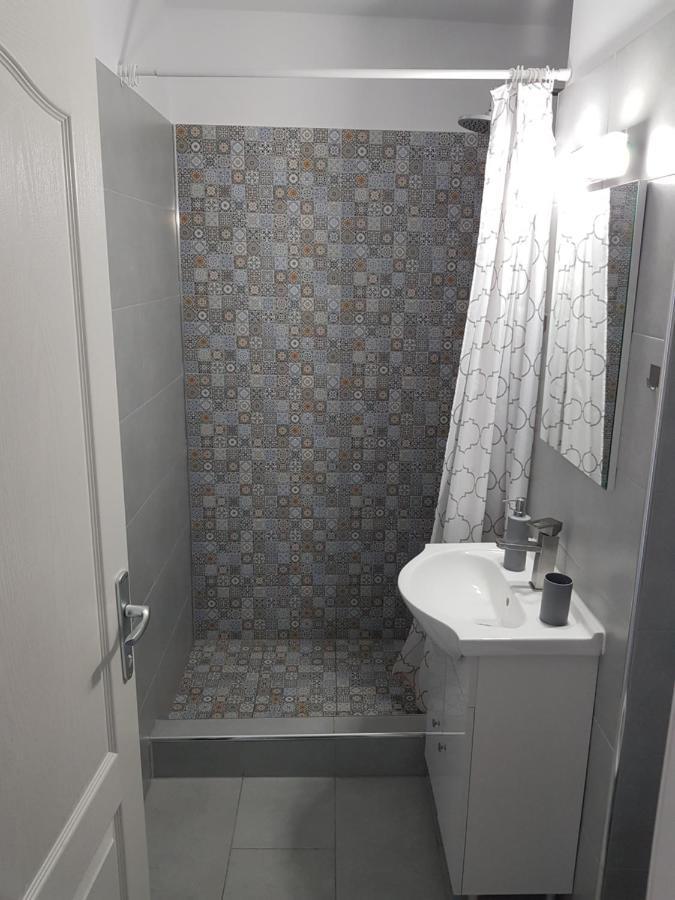 Ana Apartament Râmnicu Vâlcea Exteriör bild