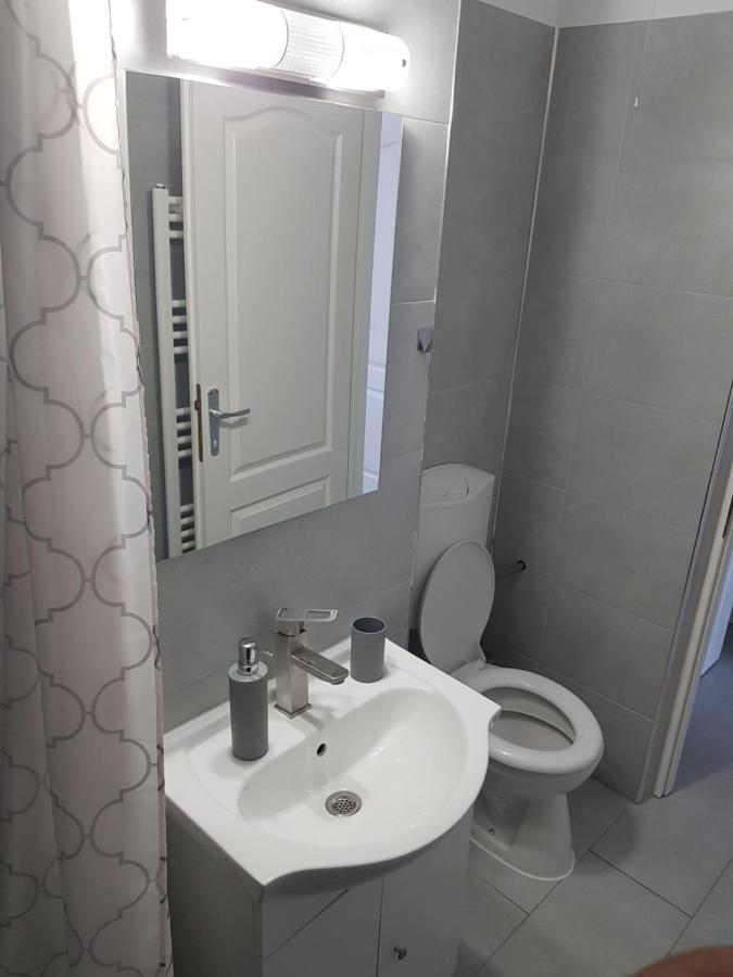 Ana Apartament Râmnicu Vâlcea Exteriör bild